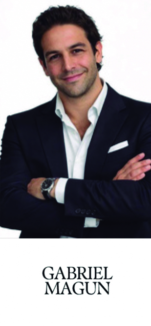 gabriel traje blanco
